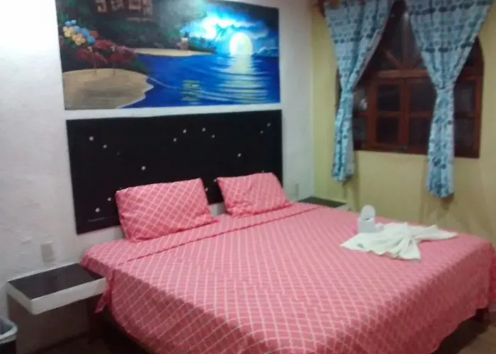 Arturo's 3* Zihuatanejo